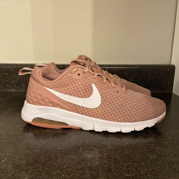 Nike Air Max Motion Low - Size 7.5 - Picture 2 of 8